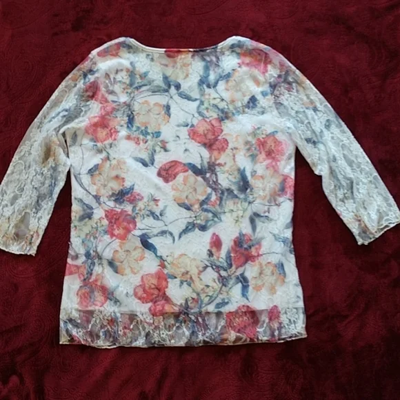 Karen Hart Blouse - Picture 4 of 4